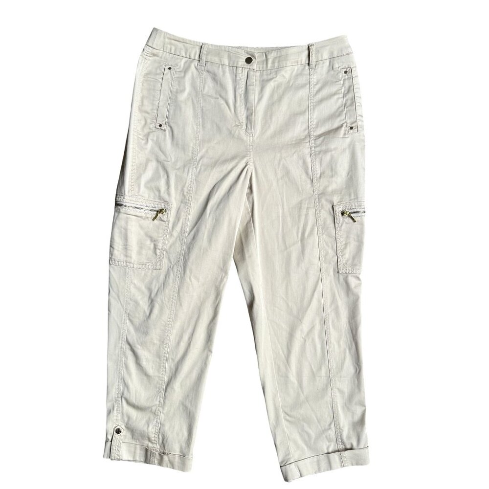 Chicos Beige Zip Pocket Cargo Capris Pants Womens M Stretch Cotton Spandex Crop‎